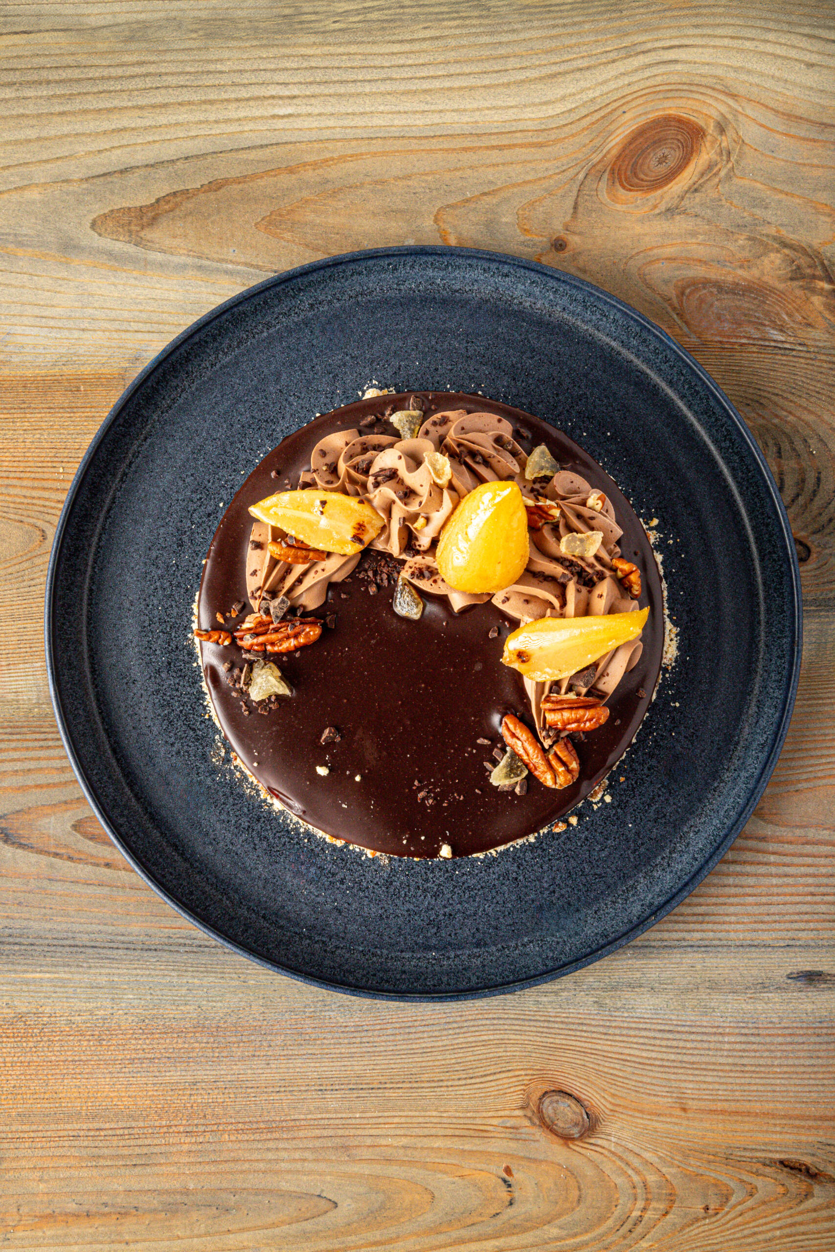Tarta de Chocolate, Nuez, Pera y Caramelo